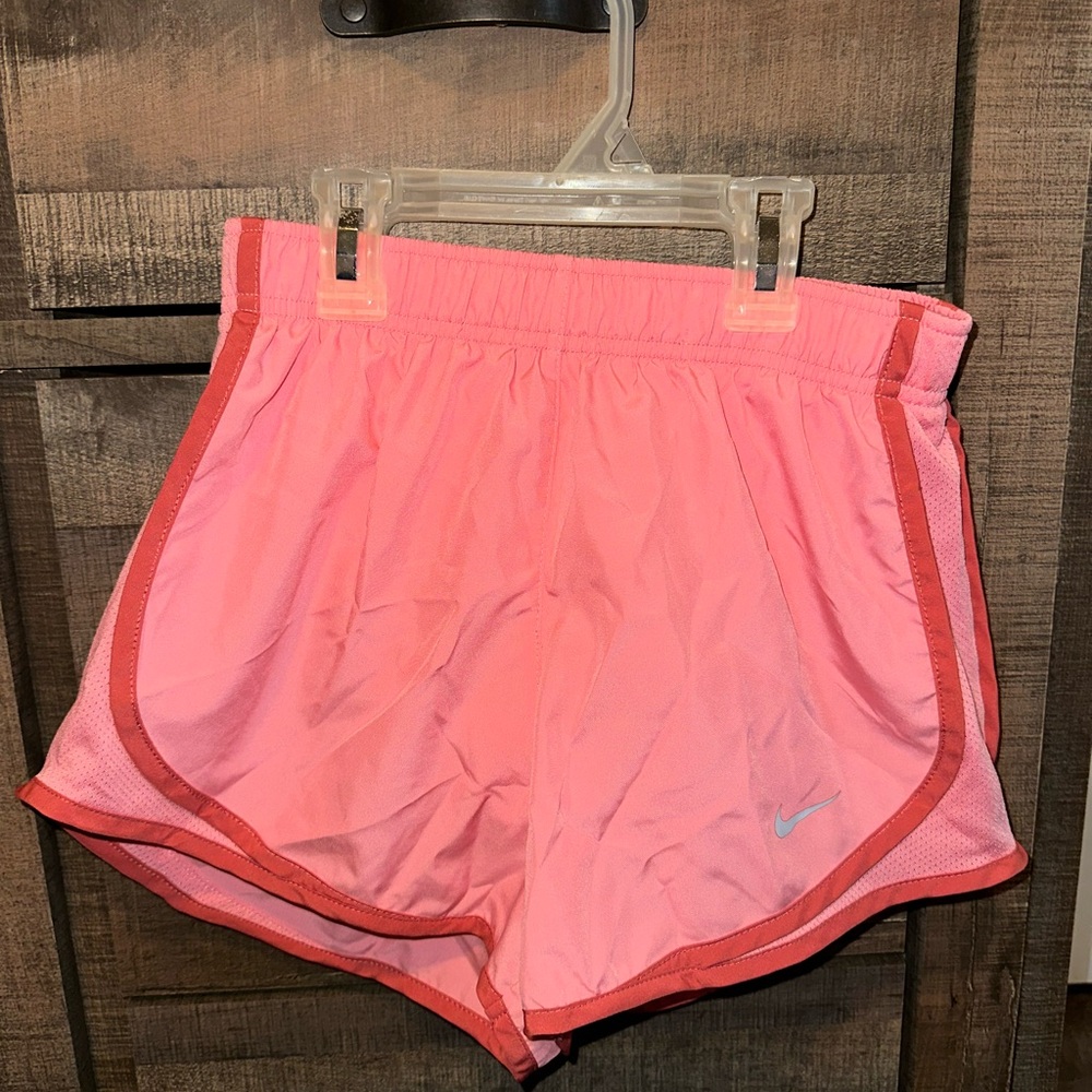 Nike Pink Athletic Shorts Lightweight Tempo Style